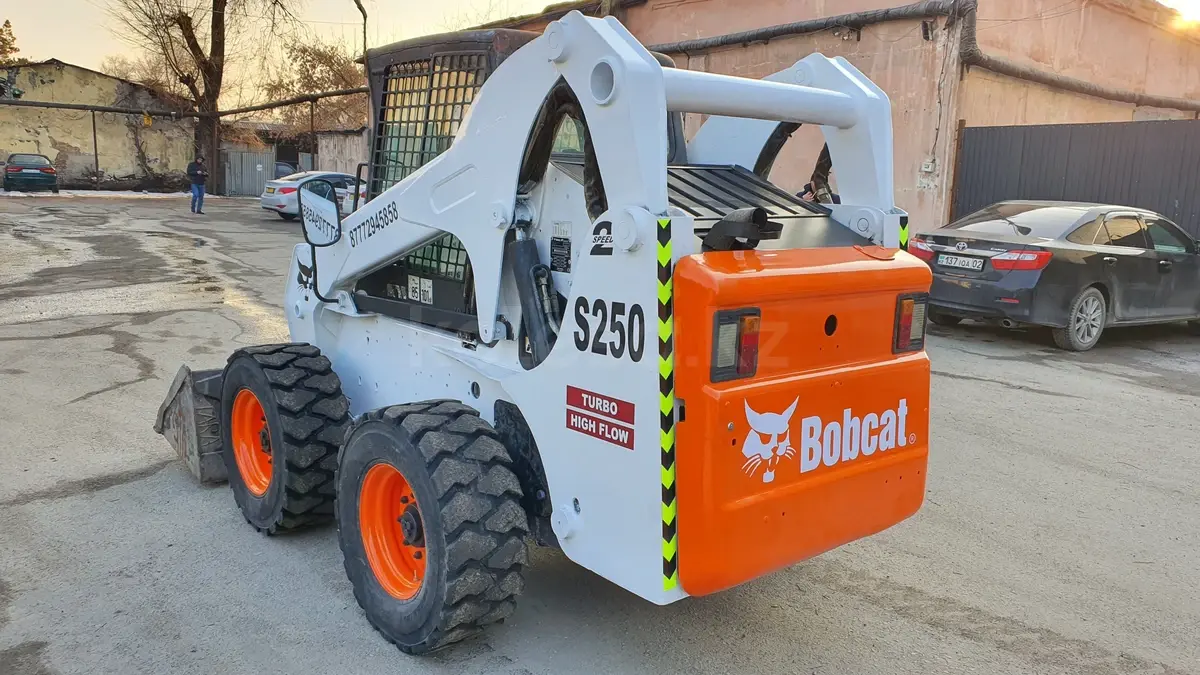 Минипогрузчик - фото 2