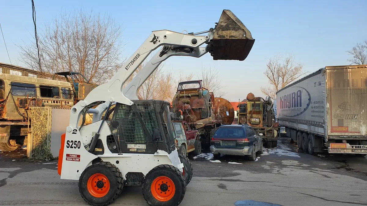 Минипогрузчик - фото 3