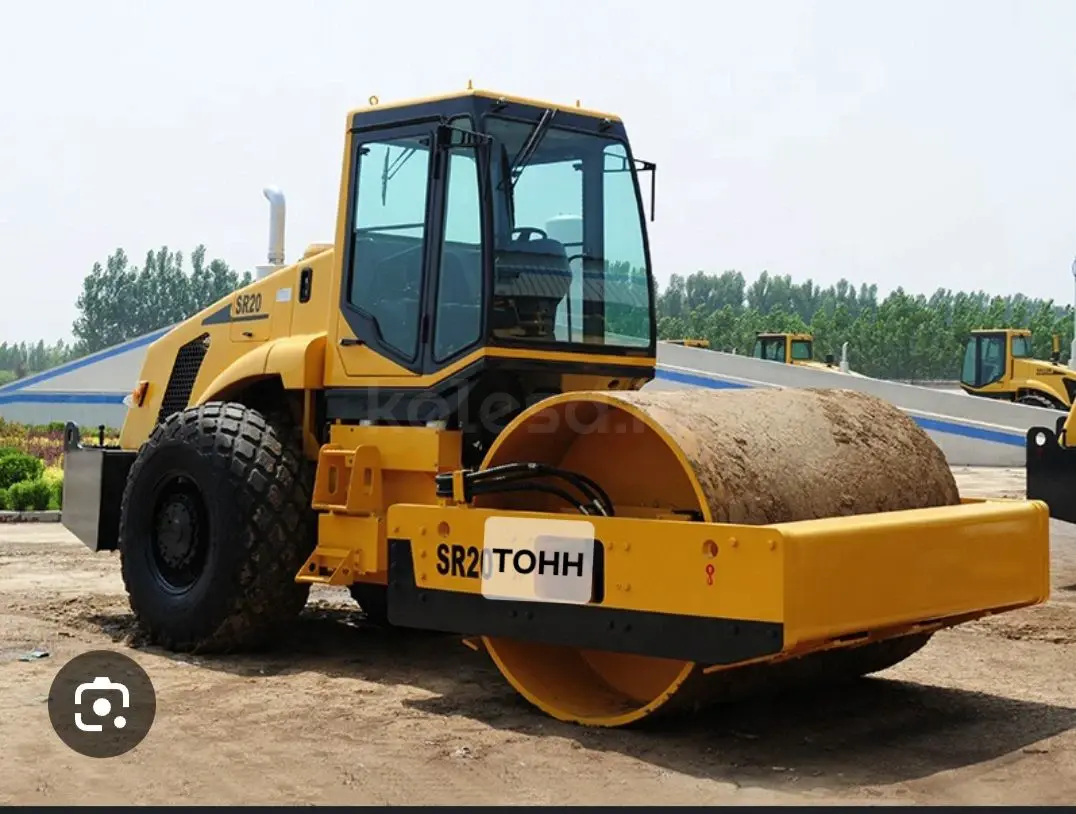 Каток строительный грунтовый аренда