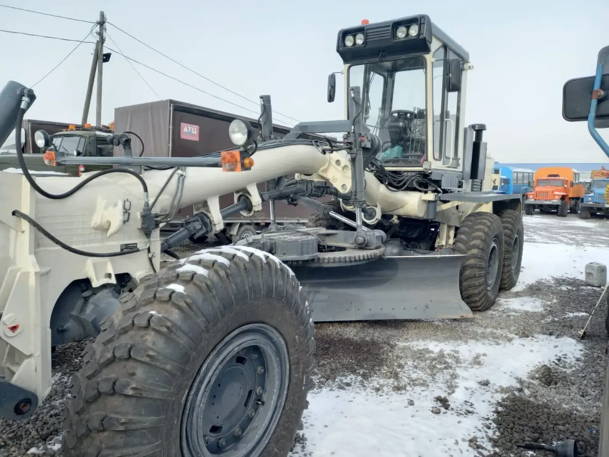 Экскаватор гусеничный САТ 320 - фото 5