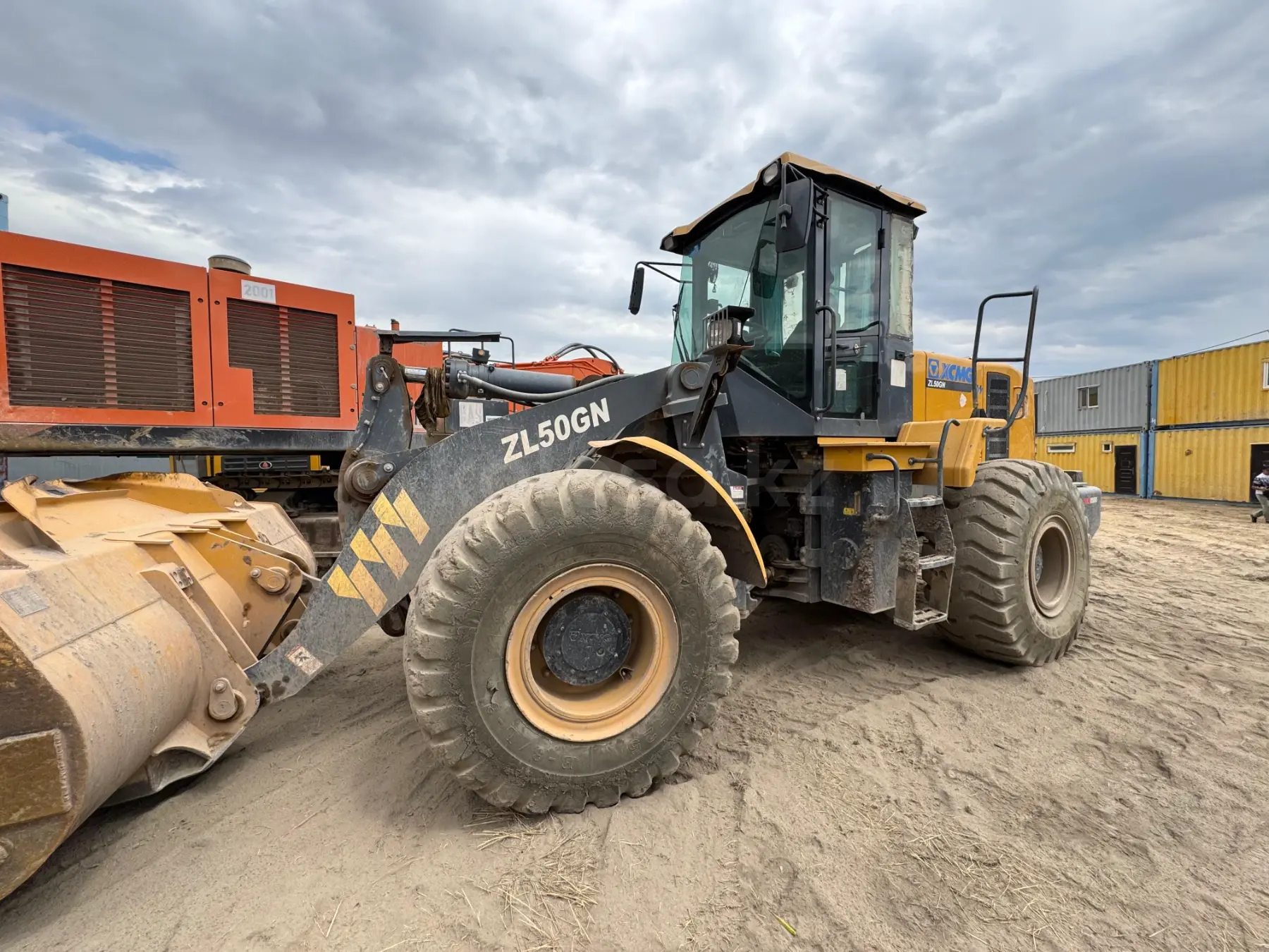 XCMG ZL50GN (Фронтальный погрузчик) - фото 3
