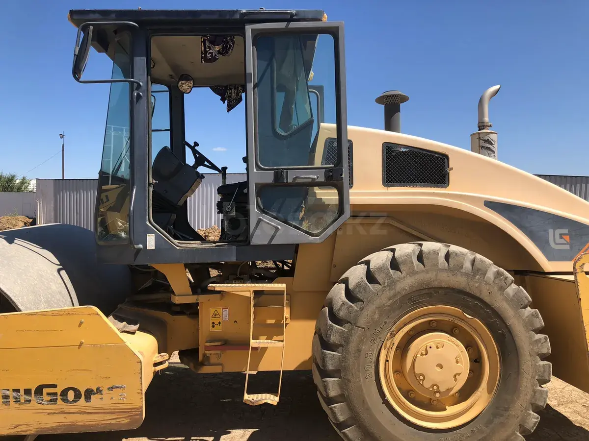 Грунтовый каток