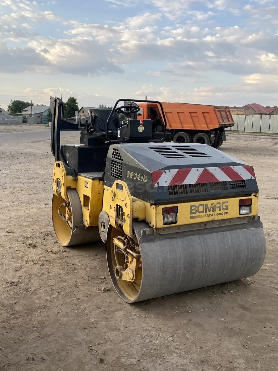 Каток BOMAG 5 тонн