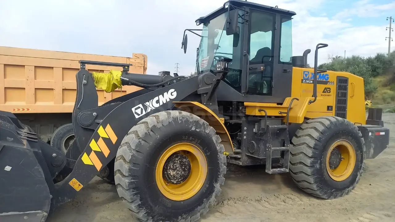 Аренда спецтехники - Экскаваторы, грейдеры, бульдозеры и т.д. - фото 7