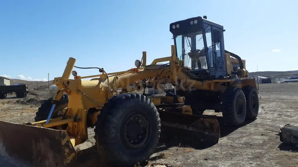 Бульдозеры Т-170 б10 с рыхлителем и отвалом - фото 13