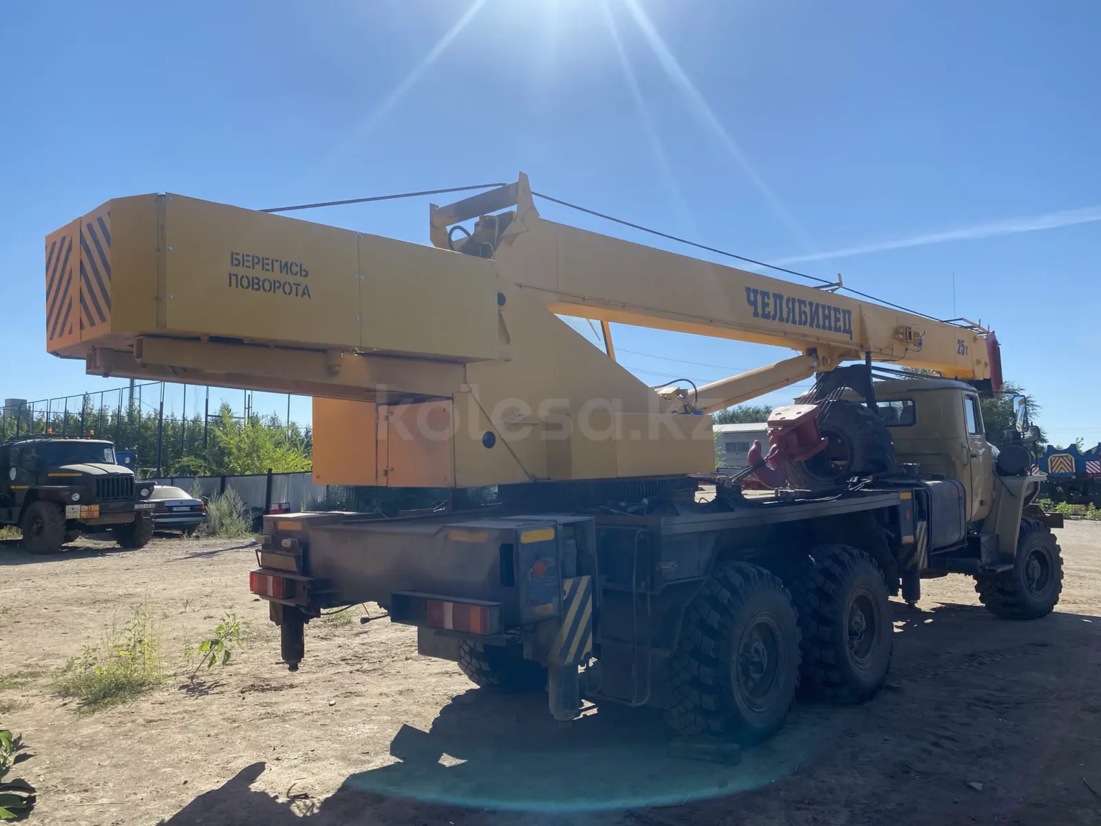 Автокран Урал - фото 6