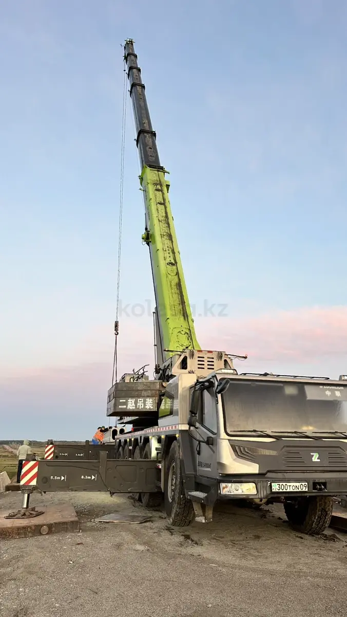 Автокран 200-300 тонн