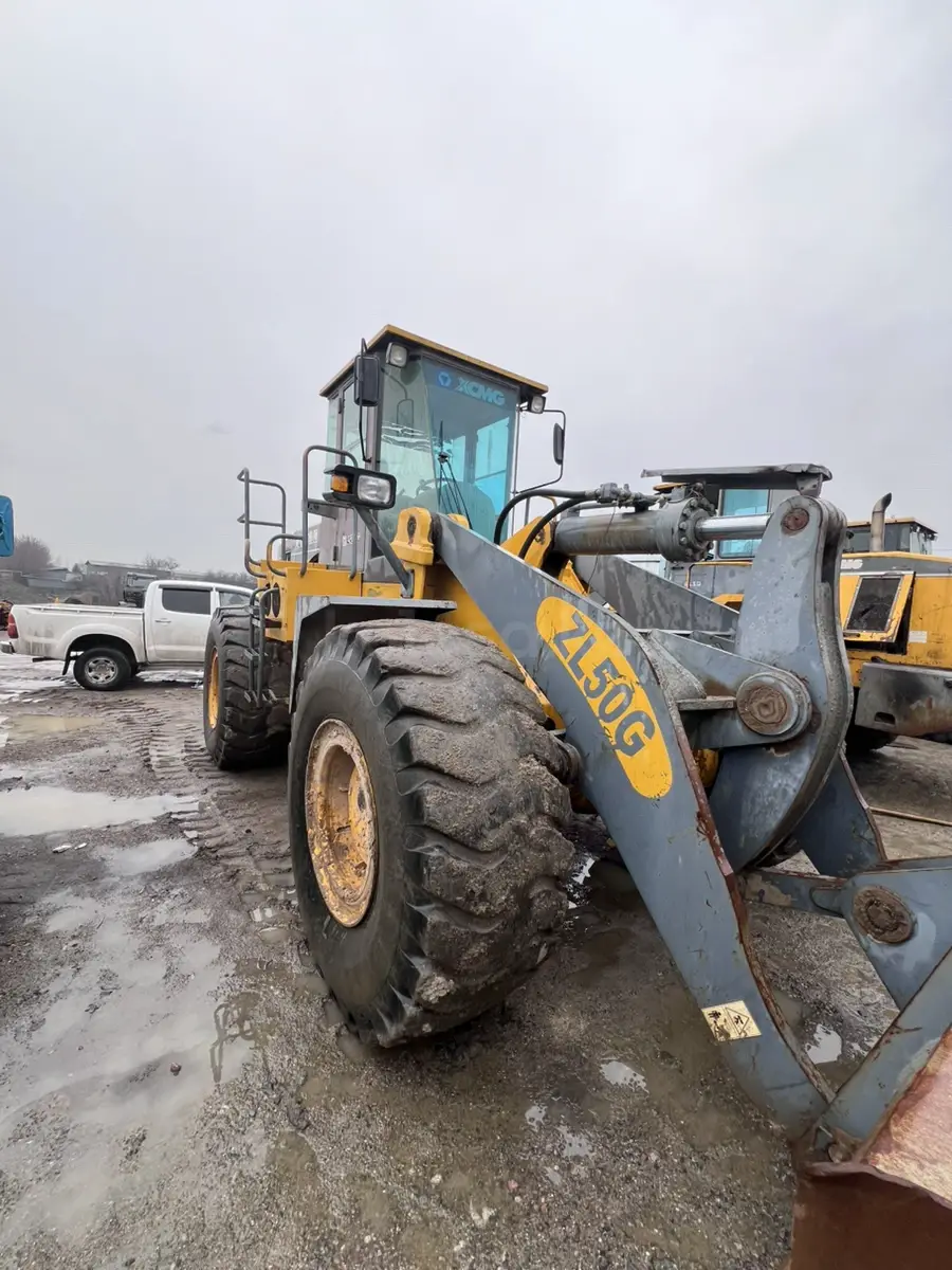 Фронтальный погрузчик 3 куб, 5тонн - фото 5