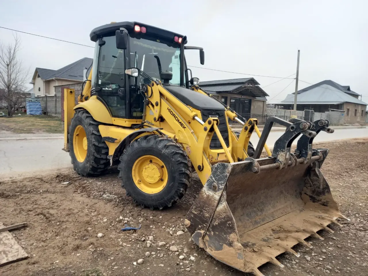 Колесные экскаваторы, экскаватор погрузчик 3/1, фронтальные погрузчики - фото 2