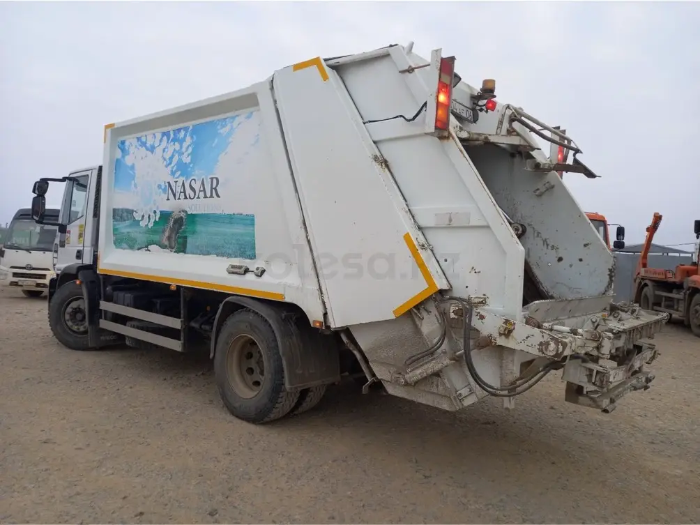 Аренда мусоровоза IVECO - фото 2