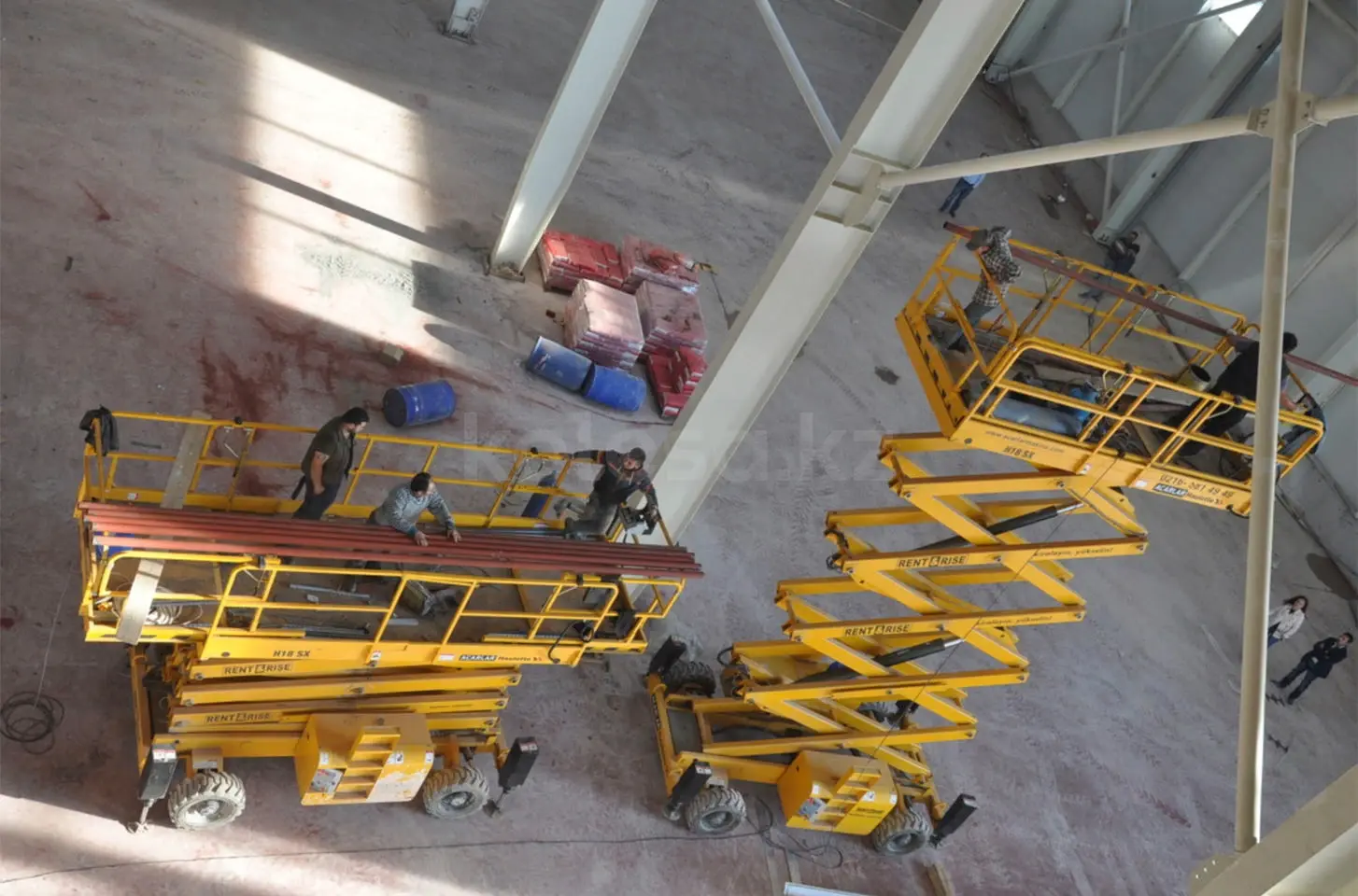 НОЖНИЧНЫЙ ПОДЪЕМНИК ДЛЯ МОНТАЖНЫХ РАБОТ HAULOTTE H 18 SX - фото 5