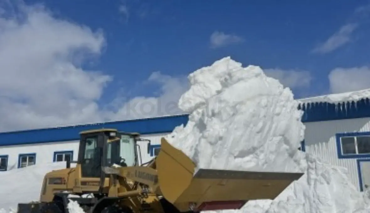 Услуги погрузчика Вывоз и чистка снега Опытный оператор - фото 2