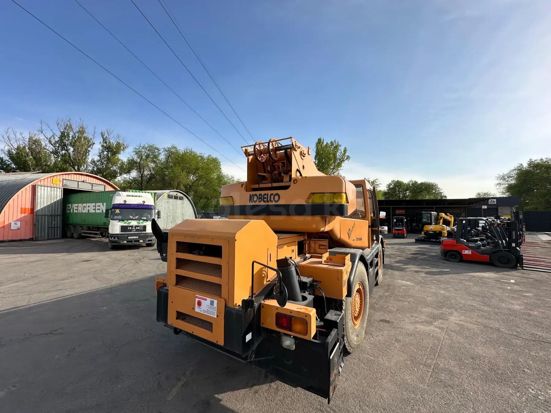 Аренда японского короткобазного крана 35 тонн - фото 4