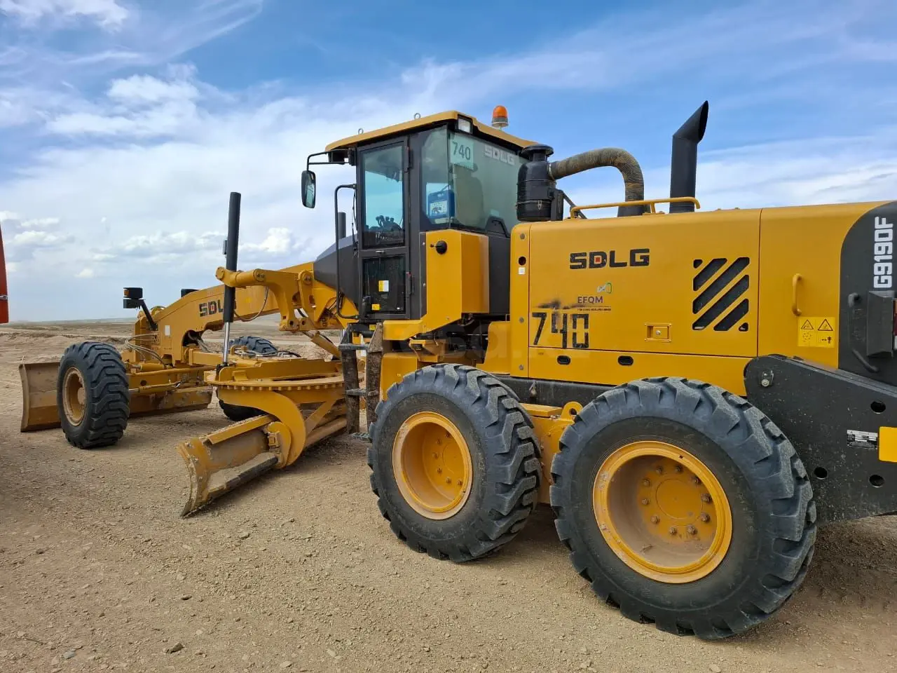 Спецтехники в аренду. Экскаваторы, бульдозера, автогрейдер, каток - фото 5