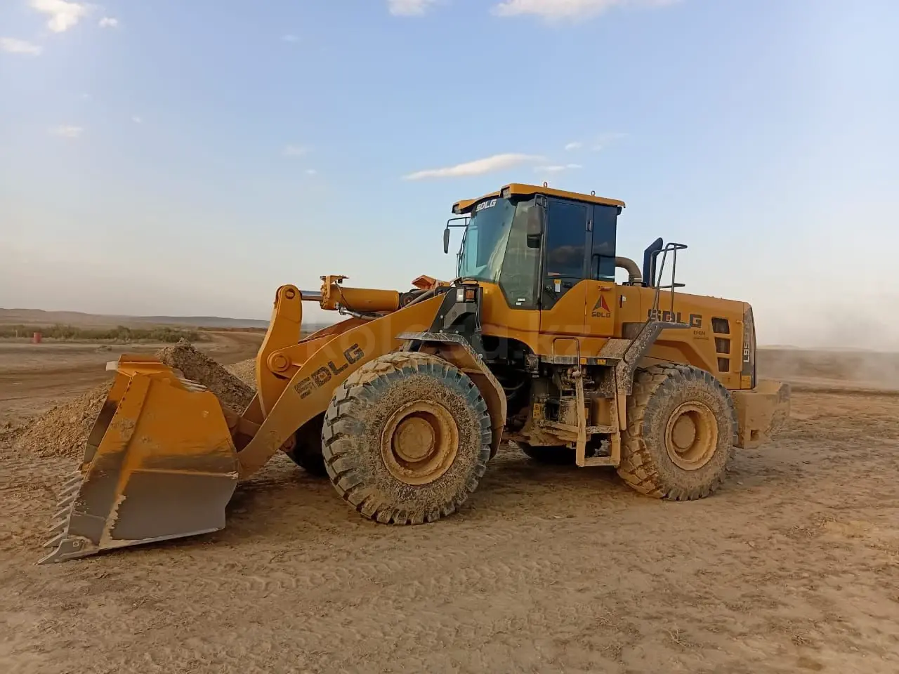 Спецтехники в аренду. Экскаваторы, бульдозера, автогрейдер, каток - фото 6