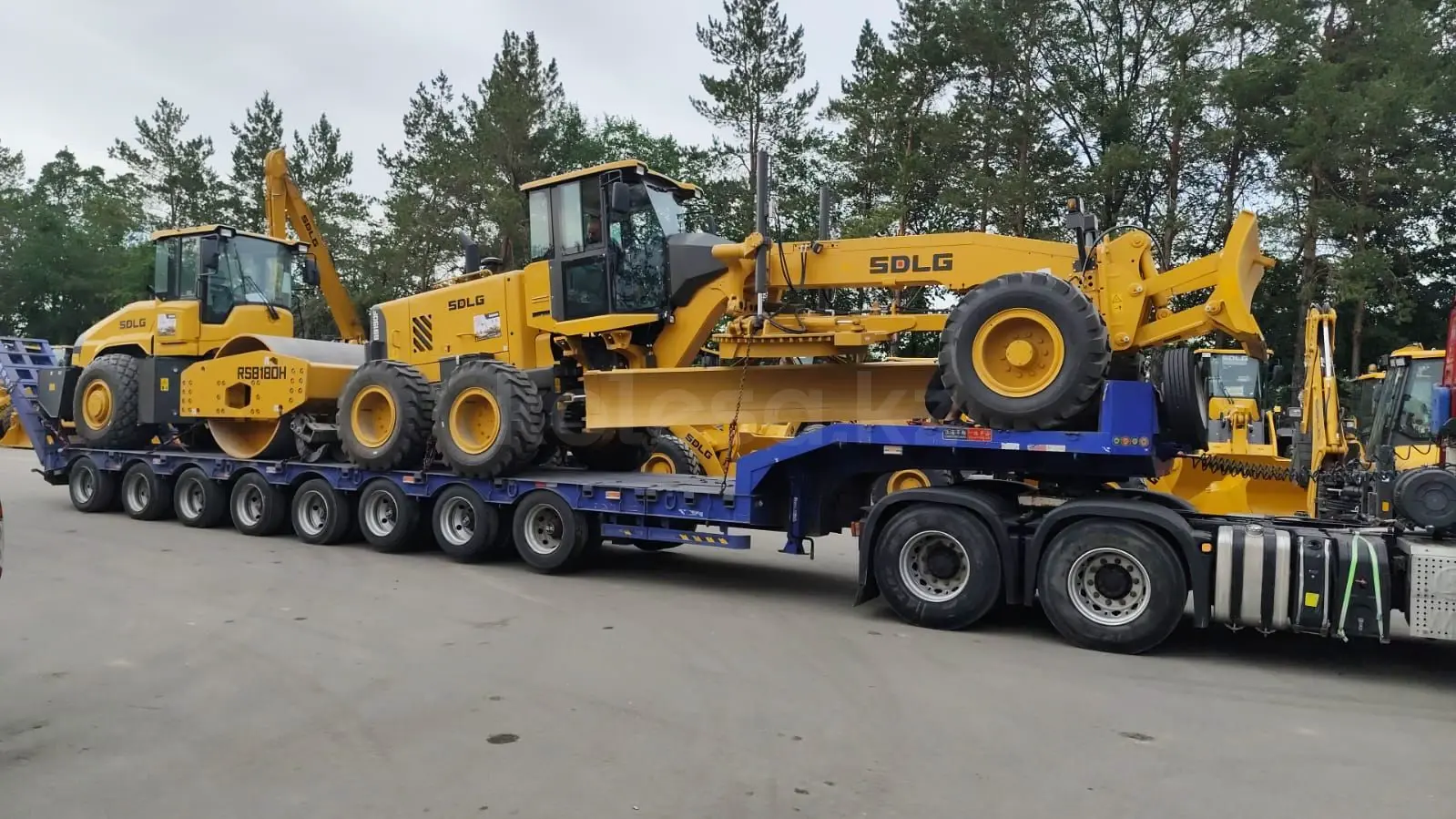 Спецтехники в аренду. Экскаваторы, бульдозера, автогрейдер, каток - фото 8