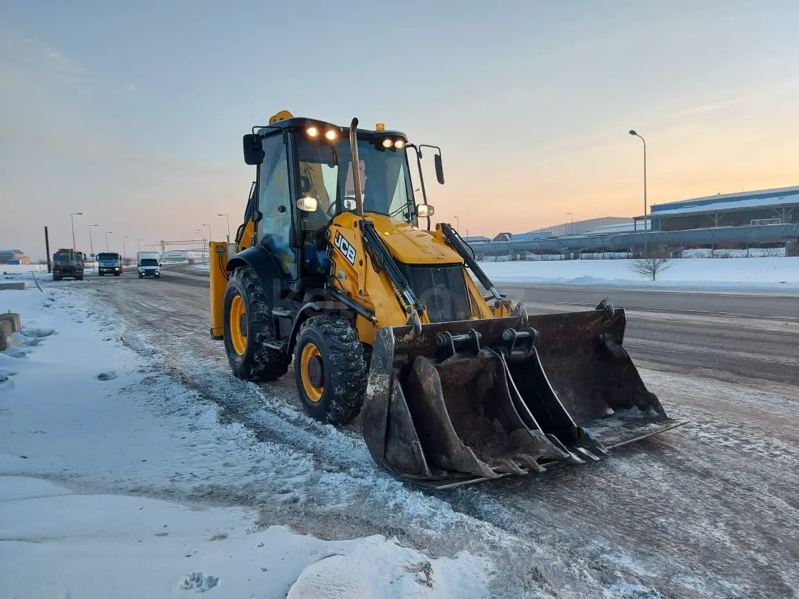 Экскаватор погрузчик Jcb3cx., CAT432