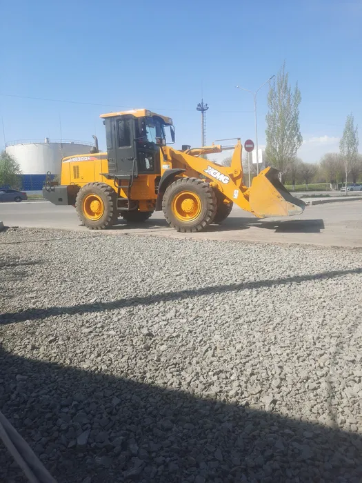 Услуга франталньго погрузчик уборка снега костанай