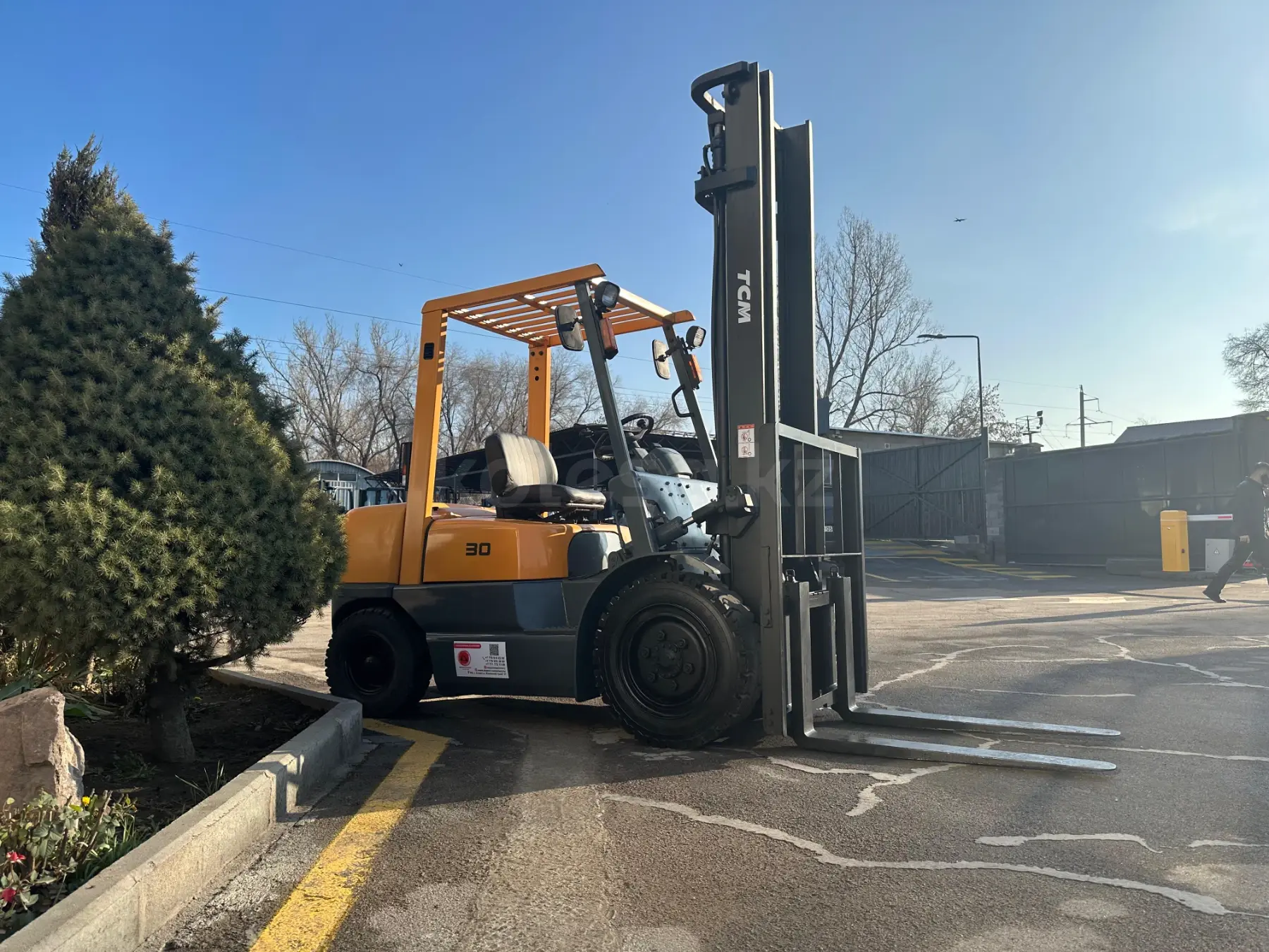 Аренда Японских вилочных погрузчиков от 1,5тонны до 3 тонн! - фото 3