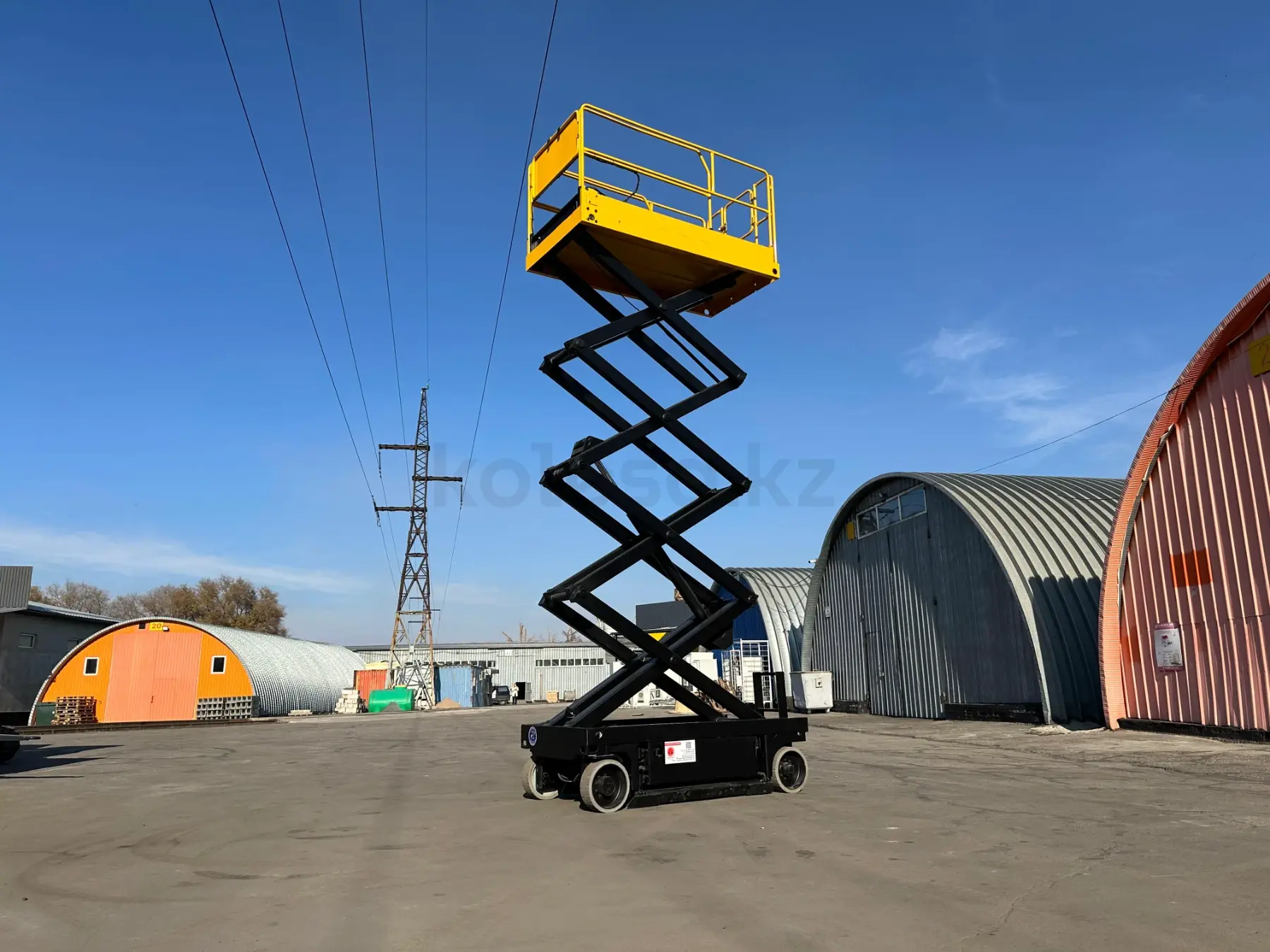 Аренда самоходных электрических подъемников 4, 6 и 8 метрво - фото 4