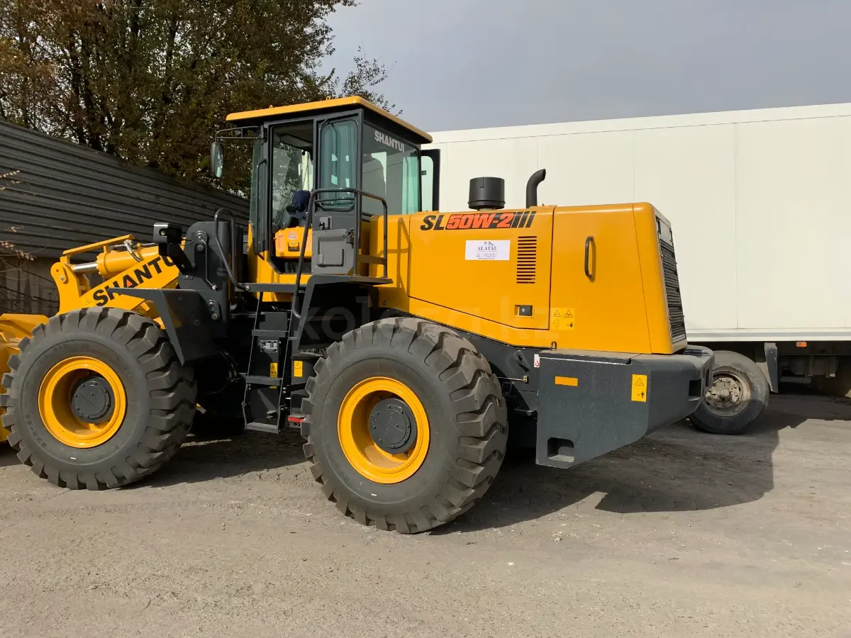 Фронтальный погрузчик 3 куб - фото 3