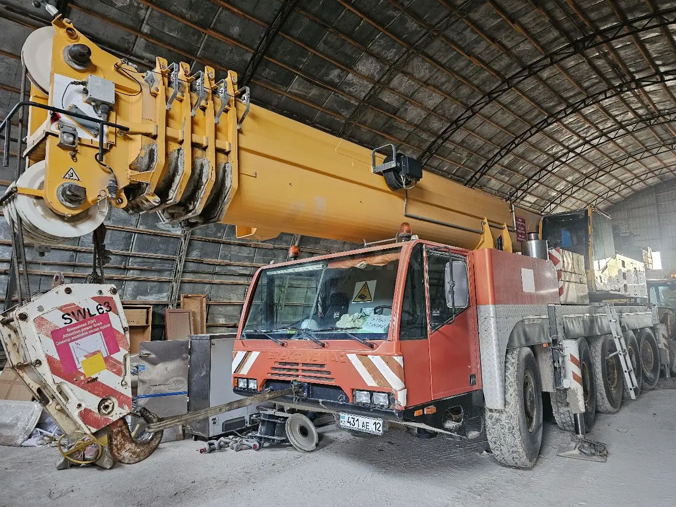 Автокран TEREX DEMAG 1100T