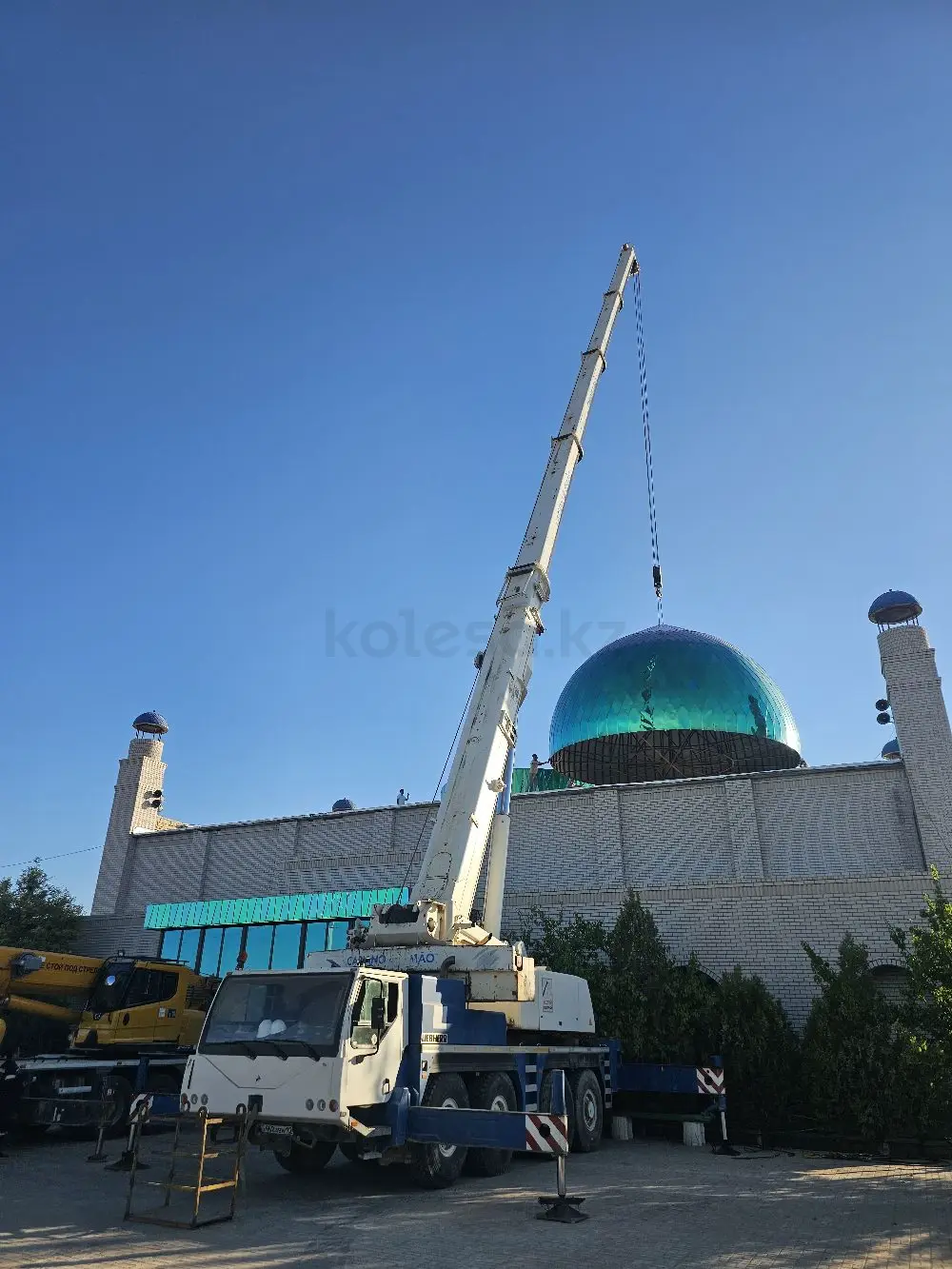 Автокран TEREX DEMAG 1100T - фото 5