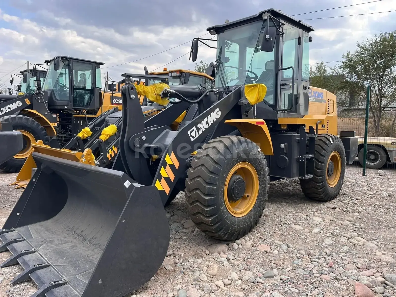 Аренда Фронтального Погрузчика на длительный срок 1, 8 м3 и 3м3 - фото 10