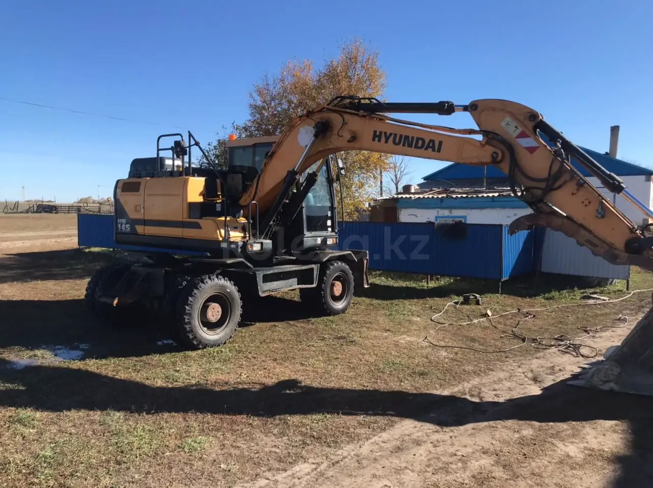 Фронтальный погрузчик Hyundai HW145 — почасово/посуточно - фото 2