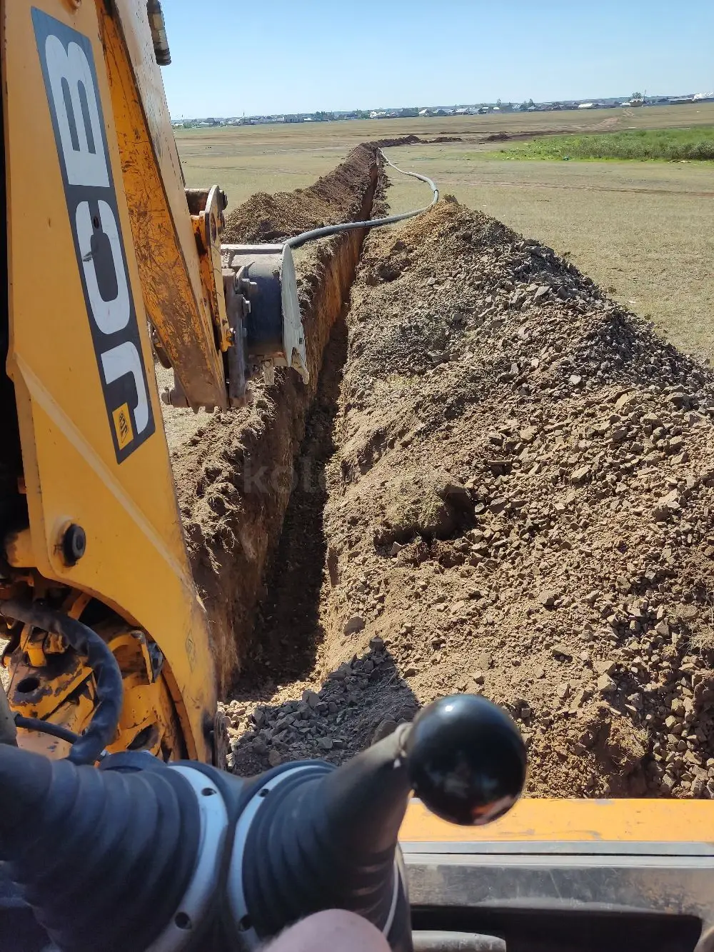 Аренда экскаватора — погрузчика - фото 2